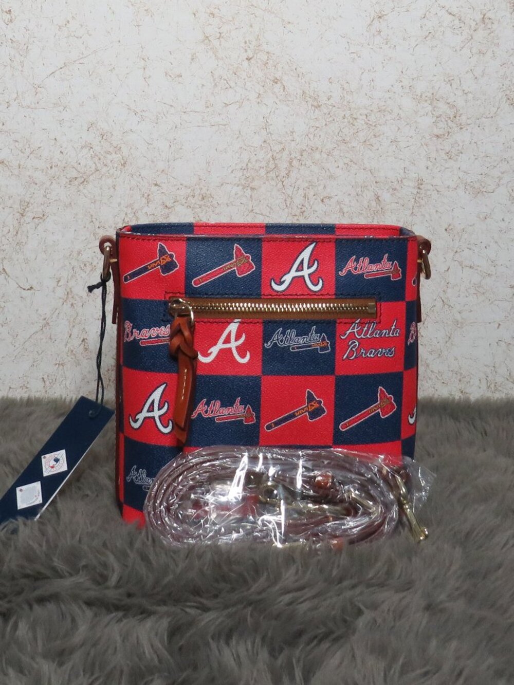 Dooney & Bourke MLB Atlanta Braves Small Zip Crossbody (Navy)